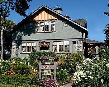 Bed and Breakfast Trutch Manor à Victoria Couette-café
