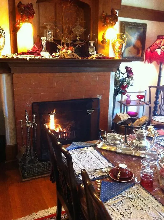 Bed and Breakfast Trutch Manor à Victoria Couette-café