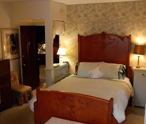 *** Couette-café Bed and Breakfast Trutch Manor à Victoria Canada